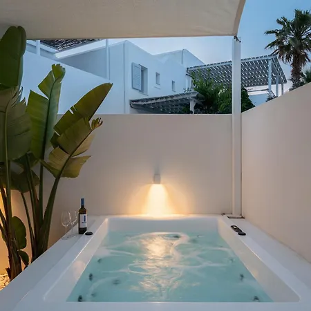 Celia Вилла Науса